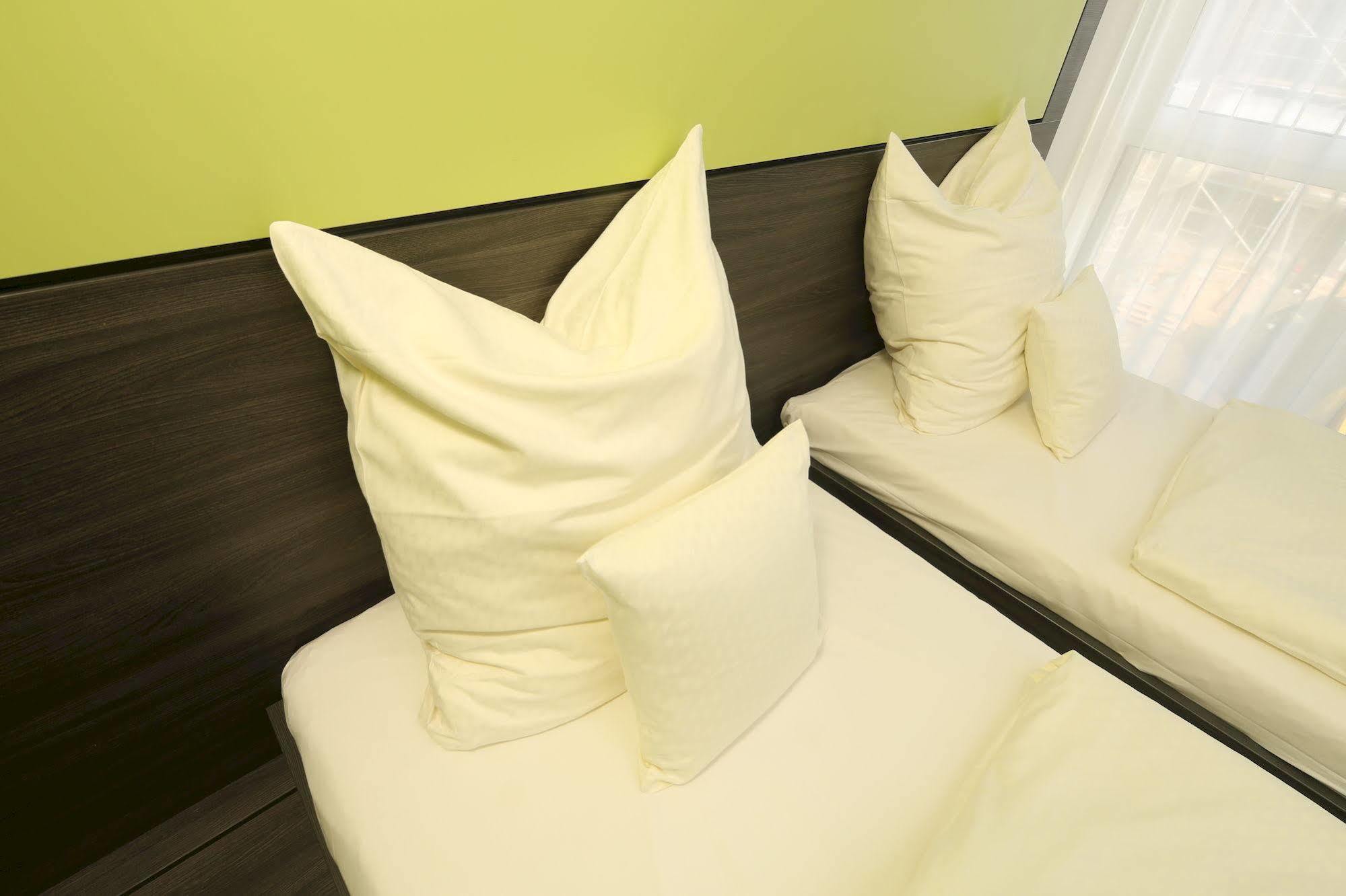 Economy-Hotel Ульм Екстер'єр фото
