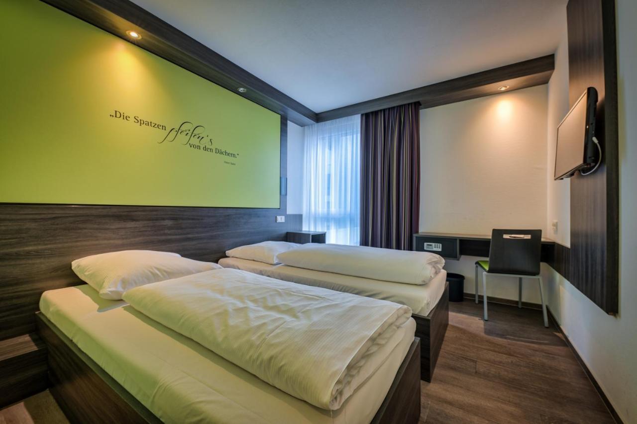 Economy-Hotel Ульм Екстер'єр фото